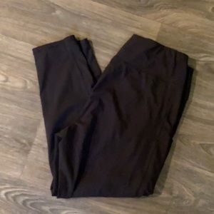 Black leggings with pockets